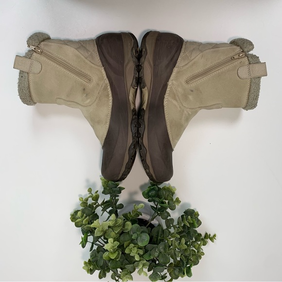 The North Face Women’s Snow Boots Size 11 - Picture 10 of 14